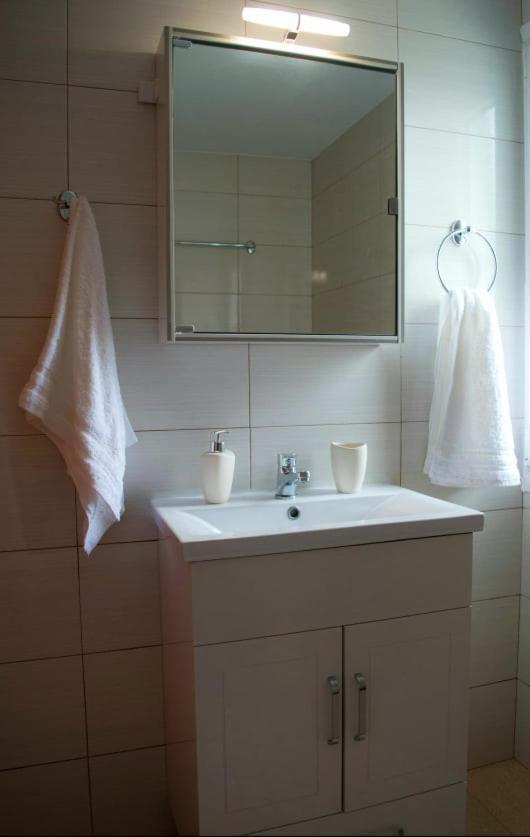 Sunny Central Luxury Apartment Volos Eksteriør billede